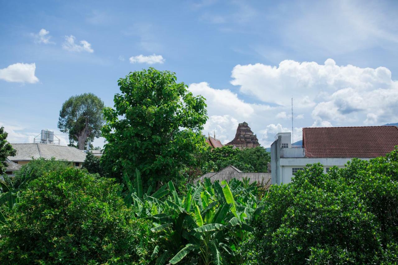 Mammoth Art Studio Pool Villa In Old City Chiang Mai Zewnętrze zdjęcie